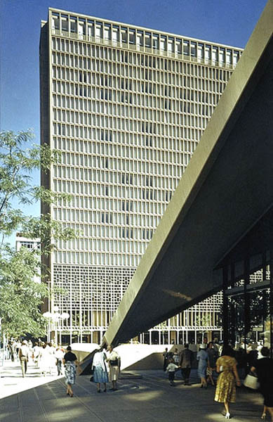 Pei.Zeckendorf Plaza